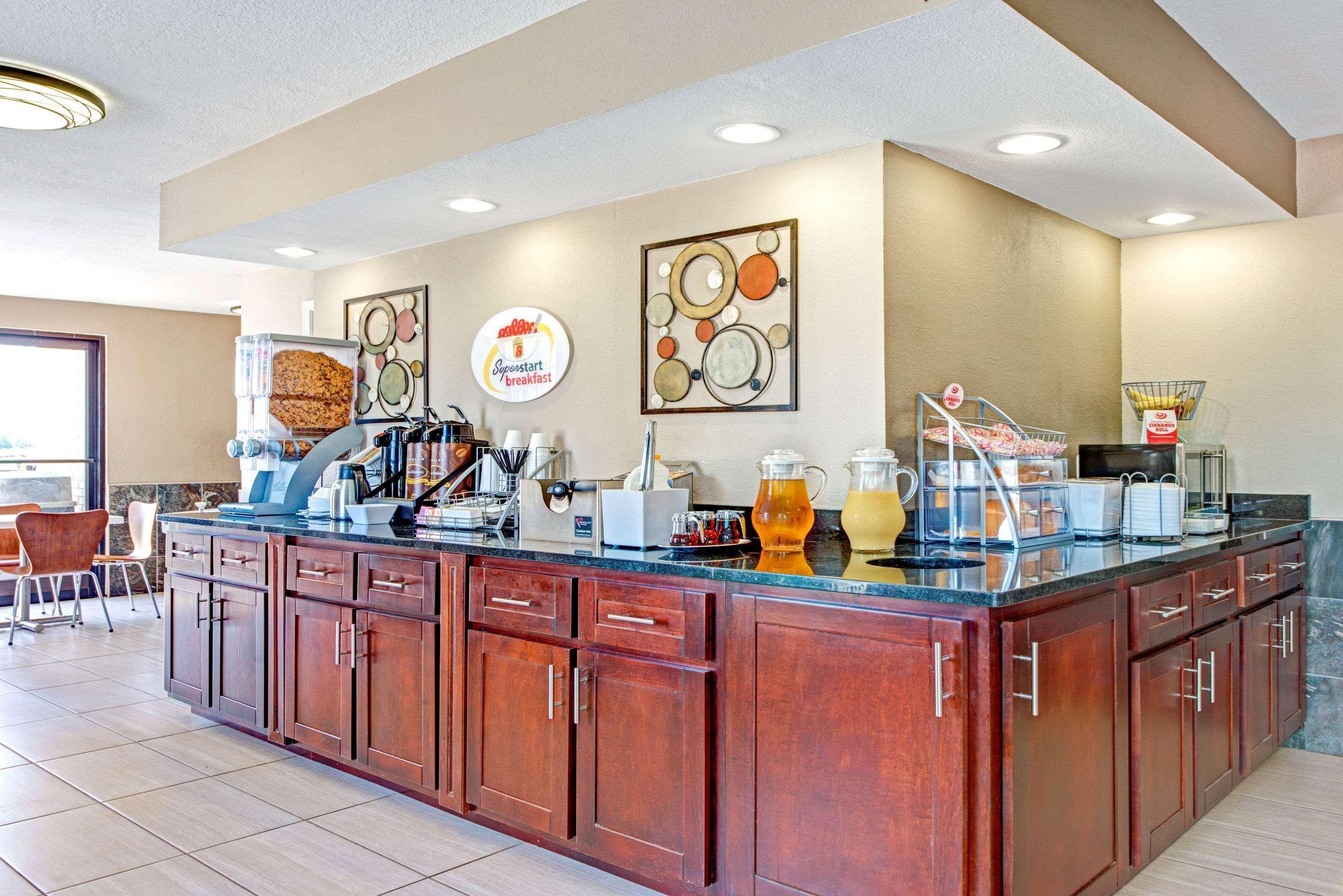 ซูเปอร์ 8 บาย วินด์แฮม เลคแลนด์ Hotel Lakeland ภายนอก รูปภาพ